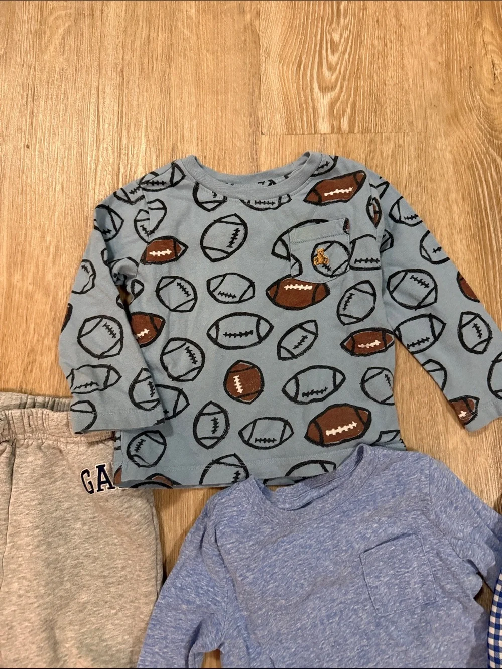 2T bundle, gap and cat and jack